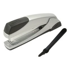 Staples™ Desktop Stapler, 20 Sheet Capacity, Black/Gray (13426-CC)