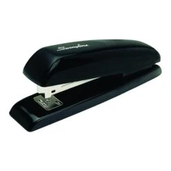 Swingline Desk Stapler, 20 Sheet Capacity, Black (64601)