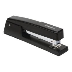 Swingline 747 Classic Desktop Stapler, 20 Sheet Capacity, Black (S7074701G)